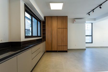 Casa para alugar com 256m², 3 quartos e 3 vagas Casa para alugar com 256m², 3 quartos e 3 vagasCozinha