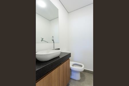 Casa para alugar com 256m², 3 quartos e 3 vagas Casa para alugar com 256m², 3 quartos e 3 vagasBanheiro