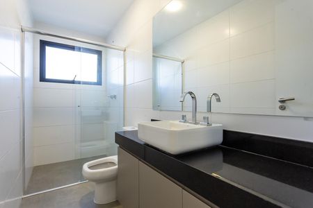Casa para alugar com 256m², 3 quartos e 3 vagas Casa para alugar com 256m², 3 quartos e 3 vagasBanheiro