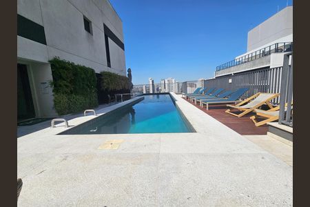 Área comum - Piscina de apartamento para alugar com 1 quarto, 28m² em Campo Belo, São Paulo