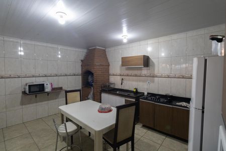 Casa à venda com 100m², 4 quartos e 2 vagas Casa à venda com 100m², 4 quartos e 2 vagasCozinha
