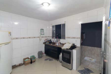 Casa à venda com 100m², 4 quartos e 2 vagas Casa à venda com 100m², 4 quartos e 2 vagasCozinha