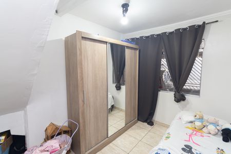 Casa à venda com 100m², 4 quartos e 2 vagas Casa à venda com 100m², 4 quartos e 2 vagasQuarto 1