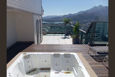 Apartamento à venda com 350m², 4 quartos e 3 vagasSpa hidromassagem 