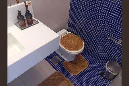 Apartamento à venda com 350m², 4 quartos e 3 vagasBanheiro 