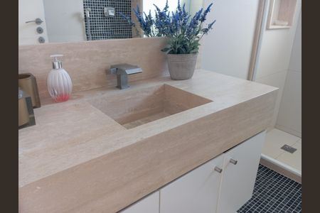 Apartamento à venda com 350m², 4 quartos e 3 vagasBanheiro 