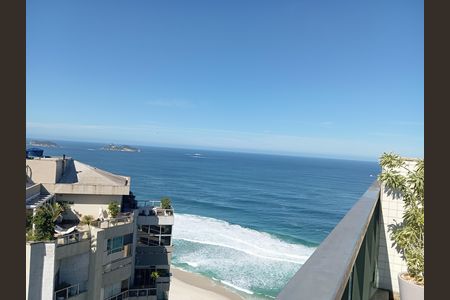 Apartamento à venda com 350m², 4 quartos e 3 vagasVista da Sacada
