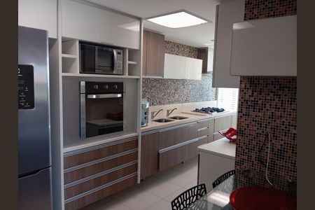 Apartamento à venda com 350m², 4 quartos e 3 vagasCozinha