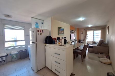 Apartamento à venda com 68m², 2 quartos e 2 vagas Apartamento à venda com 68m², 2 quartos e 2 vagasCozinha
