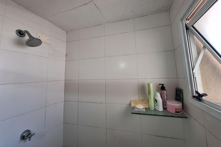 Apartamento à venda com 68m², 2 quartos e 2 vagas Apartamento à venda com 68m², 2 quartos e 2 vagasBanheiro da Suíte
