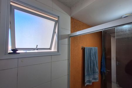 Apartamento à venda com 68m², 2 quartos e 2 vagas Apartamento à venda com 68m², 2 quartos e 2 vagasBanheiro da Suíte