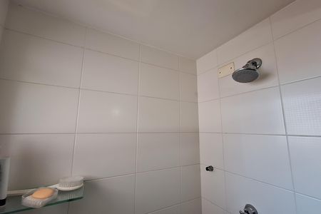Apartamento à venda com 68m², 2 quartos e 2 vagas Apartamento à venda com 68m², 2 quartos e 2 vagasBanheiro social