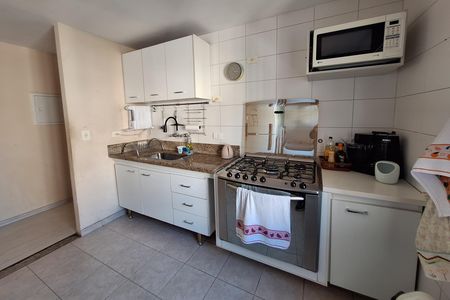 Apartamento à venda com 68m², 2 quartos e 2 vagas Apartamento à venda com 68m², 2 quartos e 2 vagasCozinha