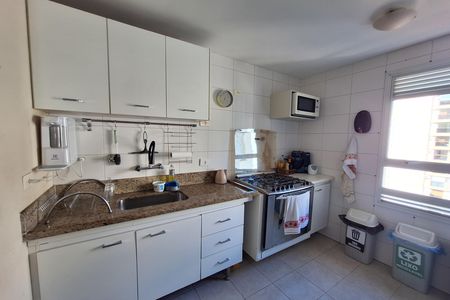 Apartamento à venda com 68m², 2 quartos e 2 vagas Apartamento à venda com 68m², 2 quartos e 2 vagasCozinha