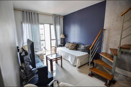 Apartamento à venda com 120m², 2 quartos e 2 vagas Apartamento à venda com 120m², 2 quartos e 2 vagasSala