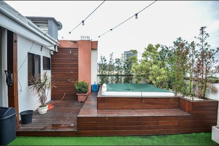 Apartamento à venda com 120m², 2 quartos e 2 vagas Apartamento à venda com 120m², 2 quartos e 2 vagasTerraço