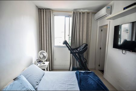 Apartamento à venda com 120m², 2 quartos e 2 vagas Apartamento à venda com 120m², 2 quartos e 2 vagasSuíte