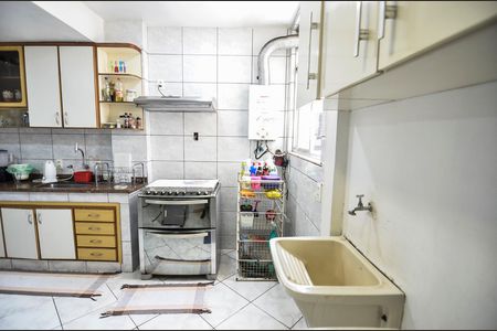 Apartamento à venda com 120m², 2 quartos e 2 vagas Apartamento à venda com 120m², 2 quartos e 2 vagasÁrea de Serviço