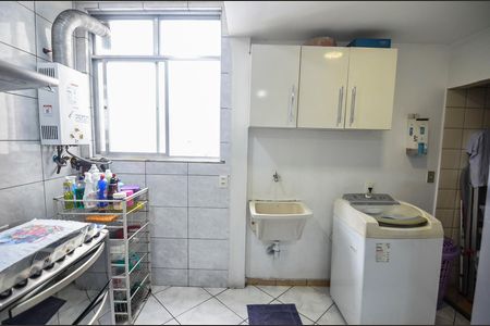 Apartamento à venda com 120m², 2 quartos e 2 vagas Apartamento à venda com 120m², 2 quartos e 2 vagasÁrea de Serviço