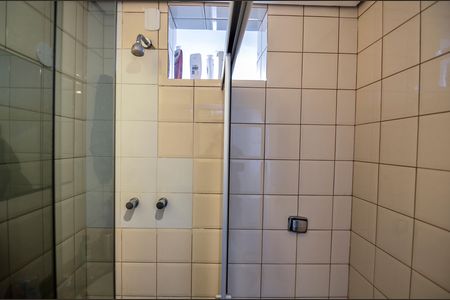 Apartamento à venda com 120m², 2 quartos e 2 vagas Apartamento à venda com 120m², 2 quartos e 2 vagasBanheiro 1