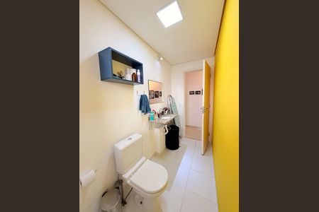 Apartamento à venda com 69m², 2 quartos e 1 vagaBanheiro Social