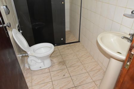 Casa à venda com 450m², 2 quartos e 8 vagasbanheiro
