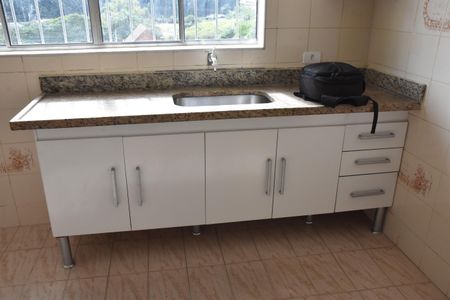 Casa à venda com 450m², 2 quartos e 8 vagascozinha pia