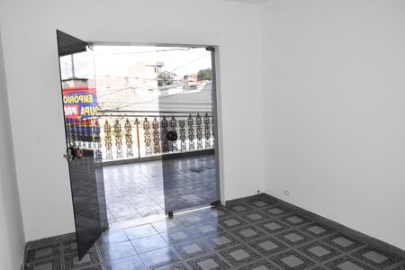 Casa à venda com 450m², 2 quartos e 8 vagasSala
