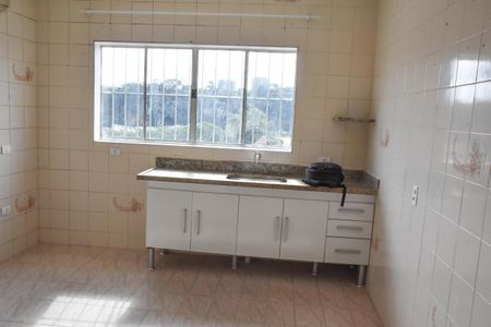 Casa à venda com 450m², 2 quartos e 8 vagascozinha pia com gabinete