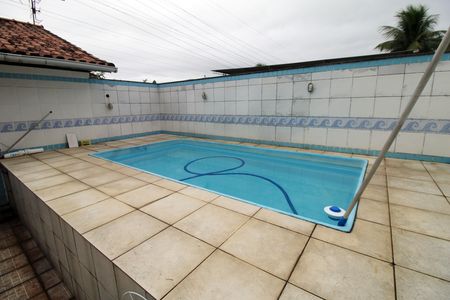 Casa à venda com 269m², 5 quartos e 4 vagasPiscina