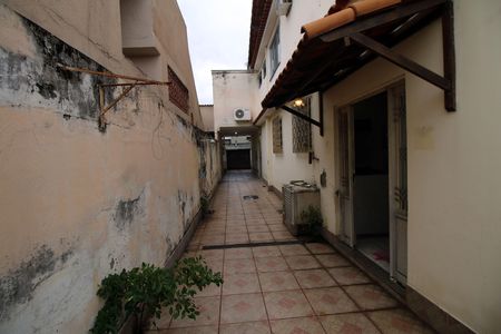 Casa à venda com 269m², 5 quartos e 4 vagasQuintal