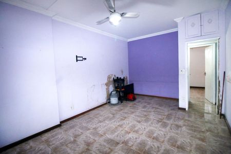 Casa à venda com 269m², 5 quartos e 4 vagasQuarto 1