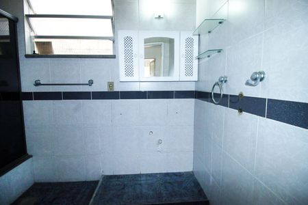 Casa à venda com 269m², 5 quartos e 4 vagasBanheiro
