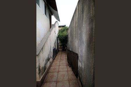 Casa à venda com 269m², 5 quartos e 4 vagasCorredor dos fundos