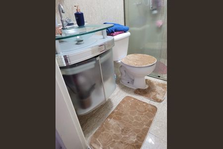 Apartamento à venda com 47m², 2 quartos e 1 vaga Apartamento à venda com 47m², 2 quartos e 1 vagaBanheiro
