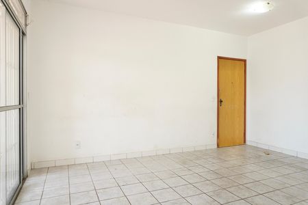 Sala de apartamento à venda com 3 quartos, 90m² em Esplanada, Belo Horizonte