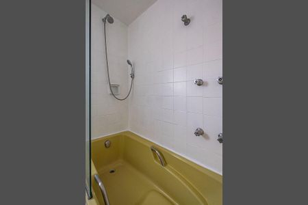 Apartamento para alugar com 110m², 3 quartos e 2 vagas Apartamento para alugar com 110m², 3 quartos e 2 vagasSuíte