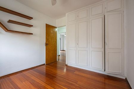 Apartamento para alugar com 110m², 3 quartos e 2 vagas Apartamento para alugar com 110m², 3 quartos e 2 vagasQuarto 2