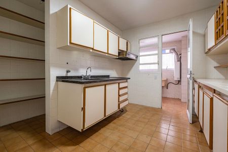 Apartamento para alugar com 110m², 3 quartos e 2 vagas Apartamento para alugar com 110m², 3 quartos e 2 vagasCozinha