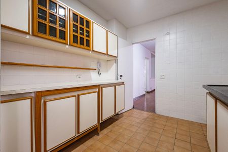 Apartamento para alugar com 110m², 3 quartos e 2 vagas Apartamento para alugar com 110m², 3 quartos e 2 vagasCozinha