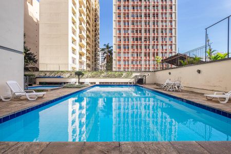 Apartamento para alugar com 110m², 3 quartos e 2 vagas Apartamento para alugar com 110m², 3 quartos e 2 vagasPiscina
