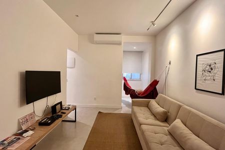 Sala  de apartamento para alugar com 1 quarto, 69m² em Copacabana, Rio de Janeiro