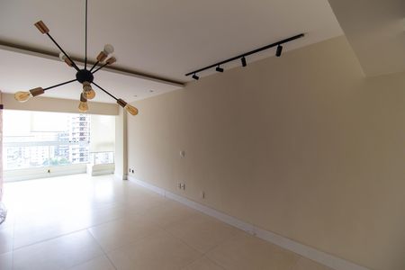 Sala de apartamento para alugar com 3 quartos, 100m² em Ingá, Niterói