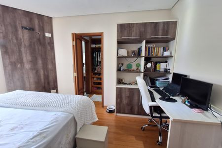 Casa à venda com 156m², 3 quartos e 2 vagas Casa à venda com 156m², 3 quartos e 2 vagasSuíte