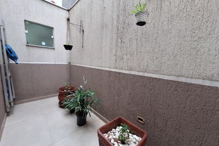 Casa à venda com 156m², 3 quartos e 2 vagas Casa à venda com 156m², 3 quartos e 2 vagasJardim