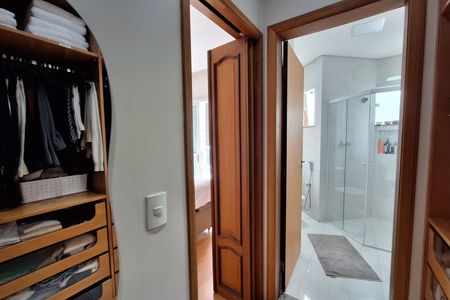 Casa à venda com 156m², 3 quartos e 2 vagas Casa à venda com 156m², 3 quartos e 2 vagasCloset