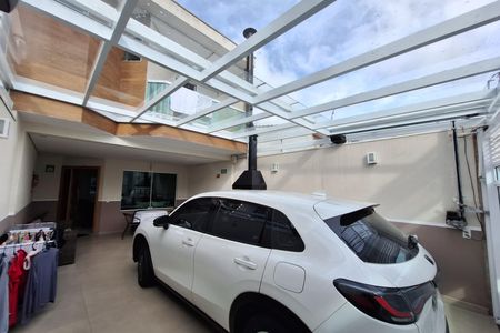 Casa à venda com 3 quartos, 156m² em Vila Scarpelli, Santo André