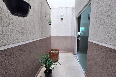 Casa à venda com 156m², 3 quartos e 2 vagas Casa à venda com 156m², 3 quartos e 2 vagasJardim
