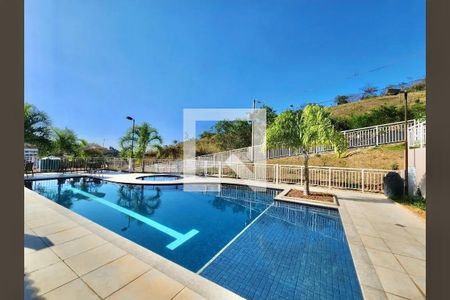Apartamento à venda com 62m², 2 quartos e 1 vaga Apartamento à venda com 62m², 2 quartos e 1 vagaÁrea comum - Piscina