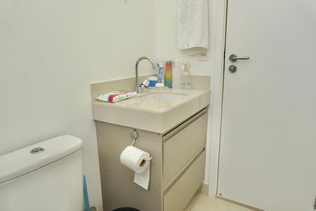 Apartamento à venda com 62m², 2 quartos e 1 vaga Apartamento à venda com 62m², 2 quartos e 1 vagaBanheiro Social